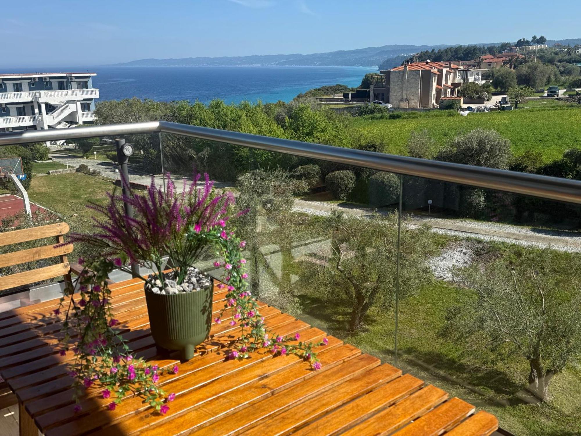 Villa Evita , Penthouse, 53M2 ,Athytos 450M From The Beach Афитос Екстериор снимка